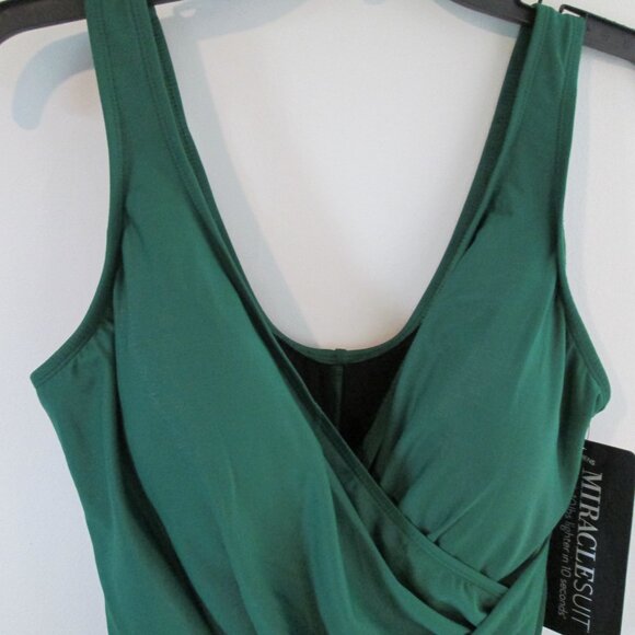 Miraclesuit  Plus Size Oceanus One Piece Malachite NWT Sz18W - Picture 12 of 13